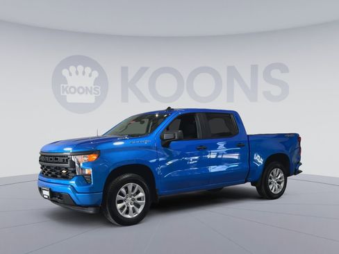 Used 2025 Chevrolet Silverado 1500 Custom image 5