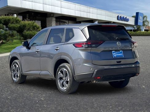 Used 2026 Nissan Rogue SV image 7