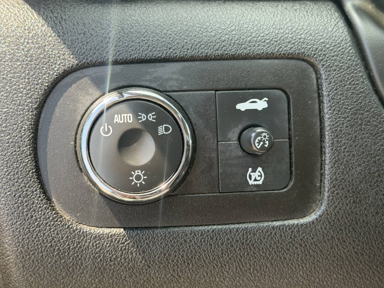 Used 2009 Chevrolet Impala LS FWD image 7