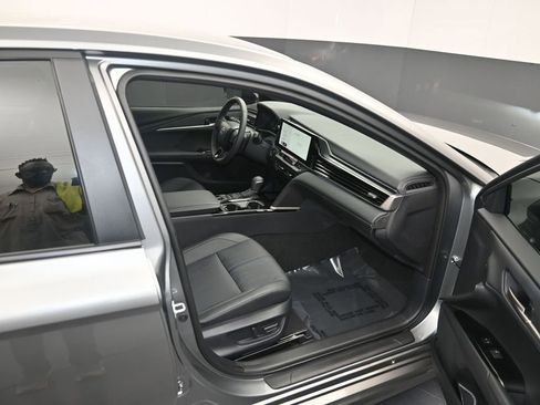 Used 2026 Toyota Camry XSE FWD image 10