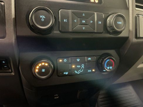 Used 2020 Ford F250 XL w/ Power Equipment Group AWD/4WD image 20