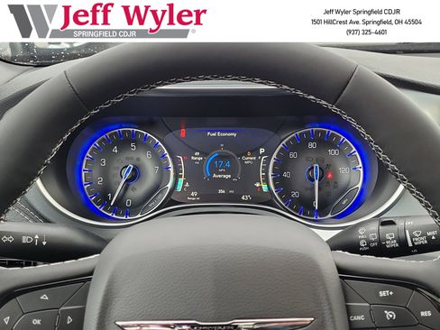 New 2026 Chrysler Pacifica Limited w/ S Appearance Package image 9