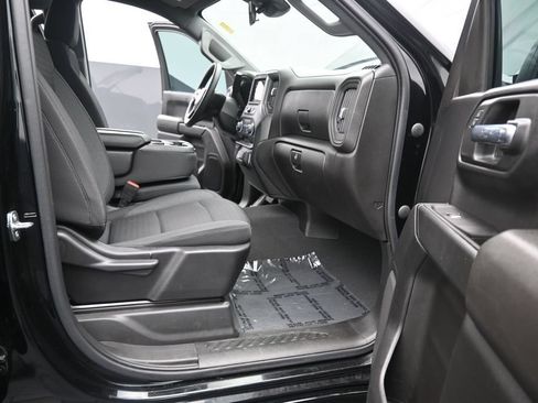 Used 2022 Chevrolet Silverado 1500 Custom RWD image 17