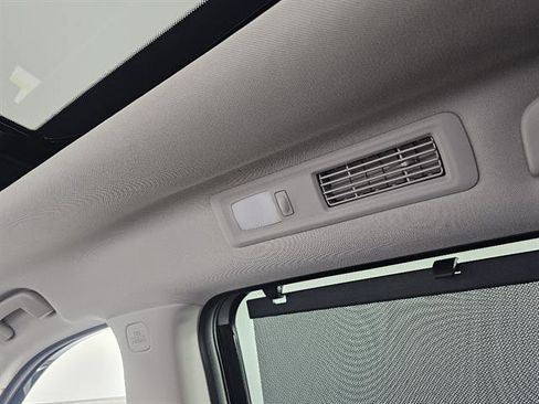 New 2025 Nissan Pathfinder Platinum AWD/4WD image 46