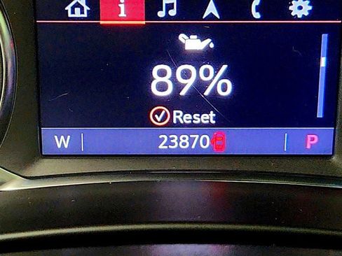 Used 2023 Chevrolet Equinox Premier FWD image 14