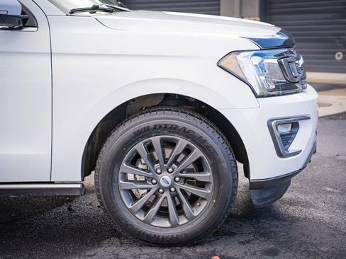 Used 2020 Ford Expedition Limited image 5