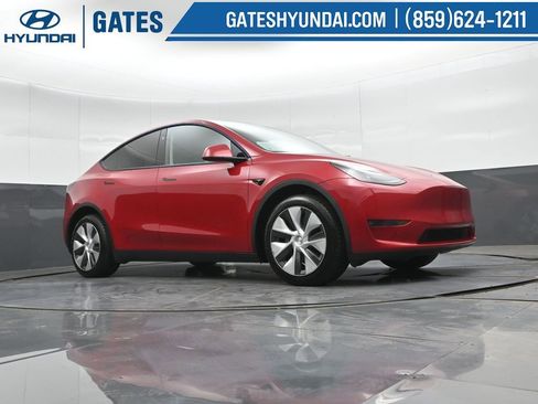 Used 2023 Tesla Model Y Long Range AWD/4WD image 37