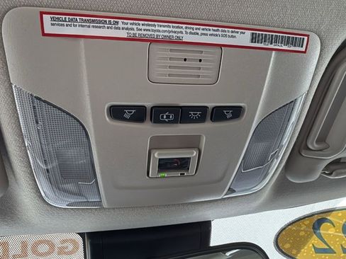 Certified 2022 Toyota Corolla LE image 22