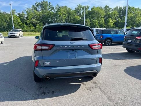 Used 2023 Ford Escape ST-Line w/ Tech Pack #1 AWD/4WD image 5