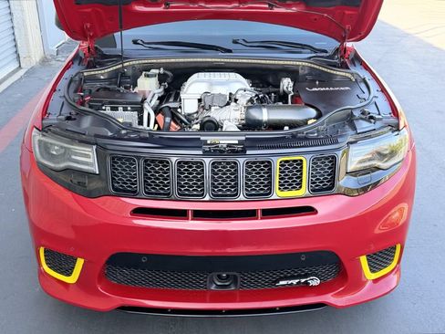 Used 2018 Jeep Grand Cherokee Trackhawk AWD/4WD image 26