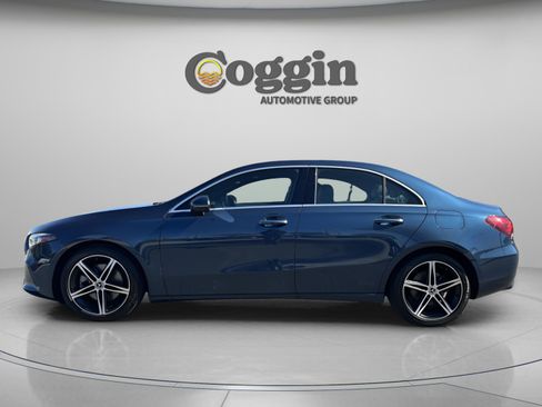 Used 2021 Mercedes-Benz A 220 w/ Premium Package image 7