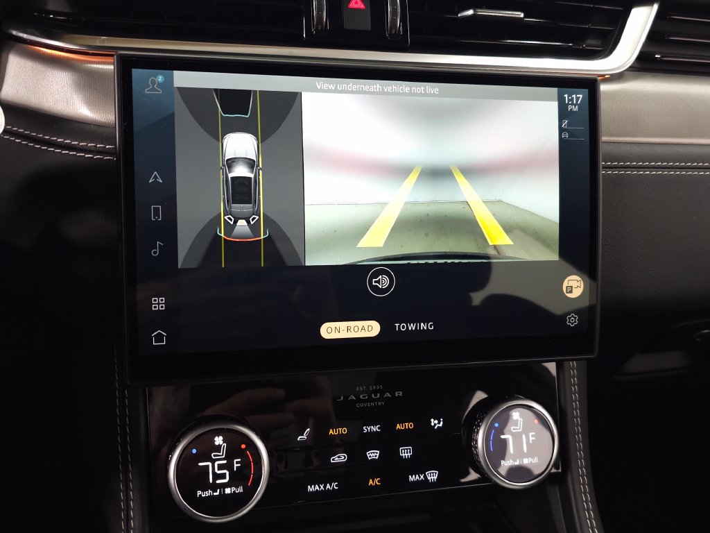 Used 2025 Jaguar F-PACE R-Dynamic S AWD/4WD image 31