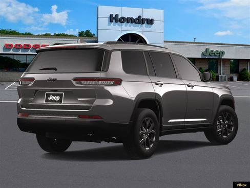 New 2025 Jeep Grand Cherokee L Altitude image 7