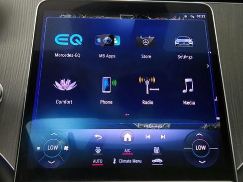 Used 2023 Mercedes-Benz EQE 500 4MATIC Sedan image 84