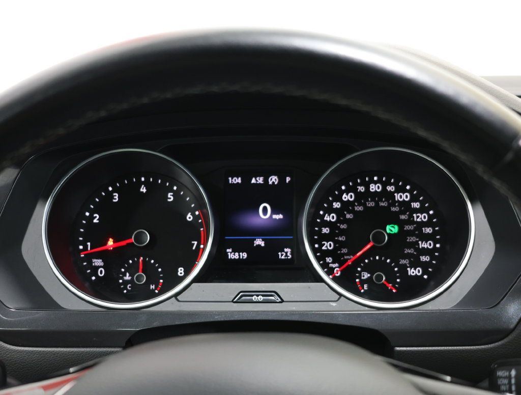 Used 2021 Volkswagen Tiguan SE R-Line FWD image 18