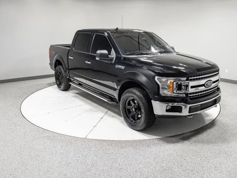 Used 2018 Ford F150 XLT w/ Equipment Group 302A Luxury AWD/4WD image 32