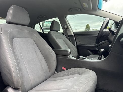 Used 2012 Kia Optima Hybrid w/ Hybrid Convenience Pkg FWD image 16
