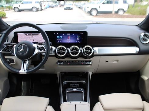 Certified 2024 Mercedes-Benz EQB 250+ image 28