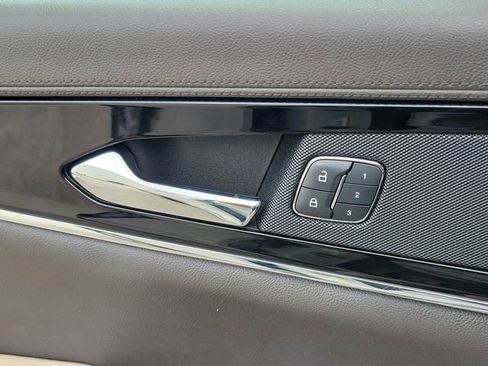 Certified 2022 Lincoln Nautilus FWD w/ Premium Package image 17