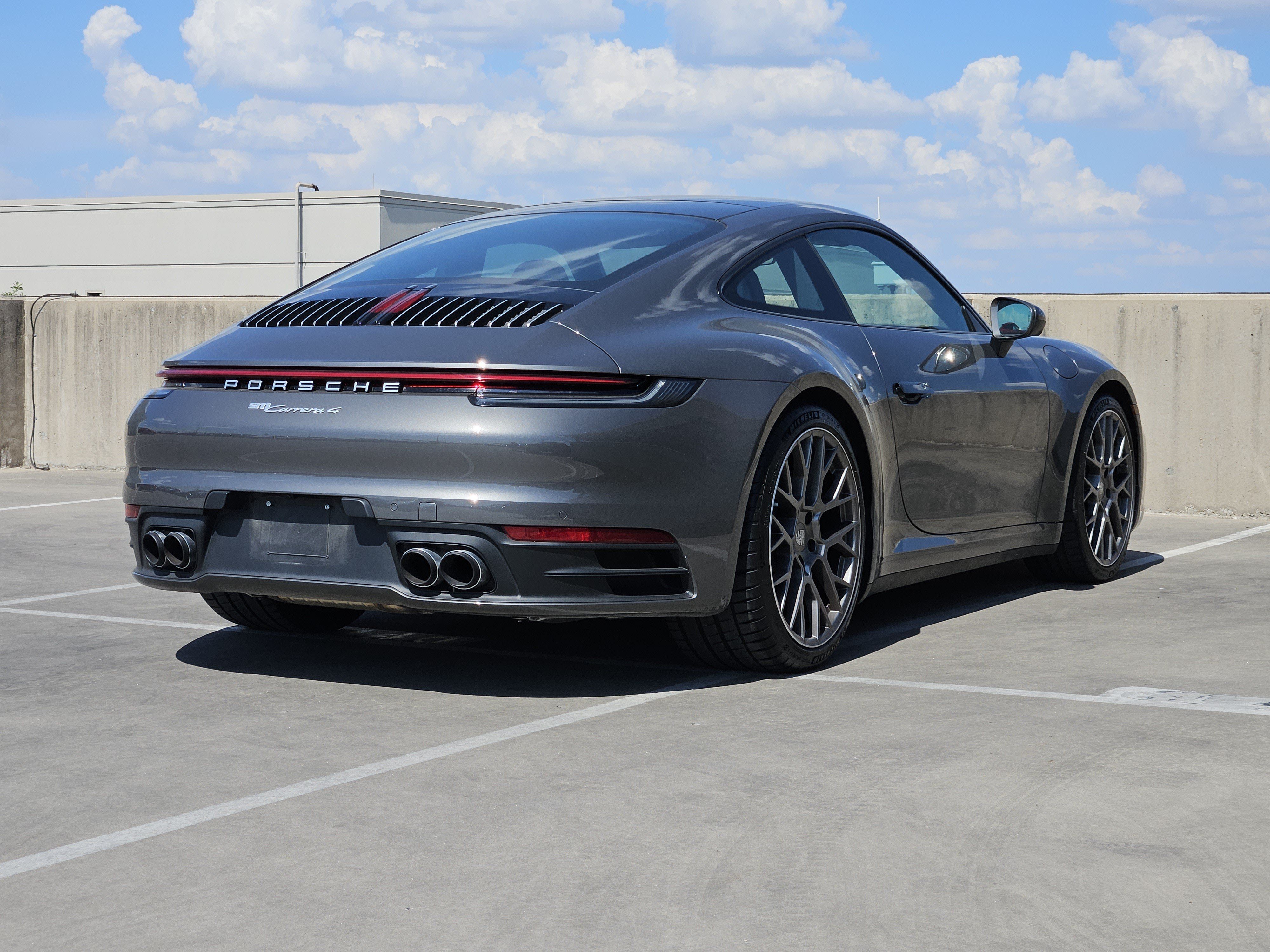 Used 2023 Porsche 911 Carrera 4 AWD/4WD image 8