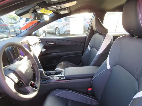 Certified 2026 Toyota Camry SE image 15