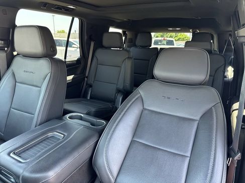 Used 2022 GMC Yukon Denali RWD image 33