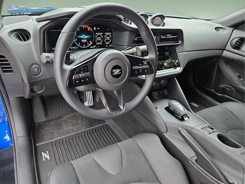 Used 2024 Nissan Z Performance w/ Floor Mat Package RWD image 10