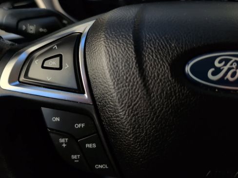 Used 2022 Ford Edge SEL w/ Convenience Package image 27