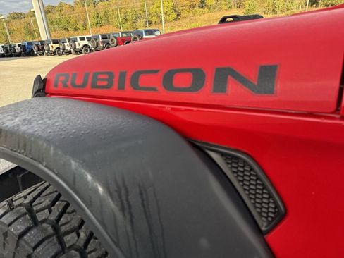 Used 2020 Jeep Gladiator Rubicon image 7