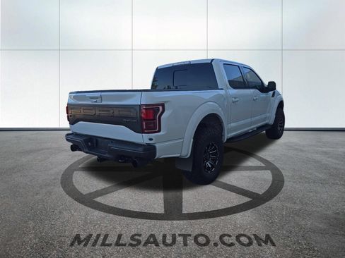 Used 2018 Ford F150 Raptor w/ Equipment Group 802A Luxury AWD/4WD image 4