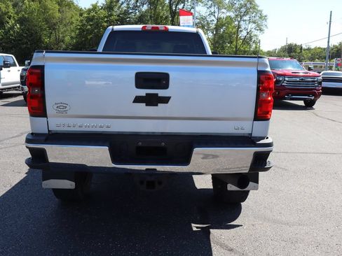 Used 2015 Chevrolet Silverado 2500 LTZ w/ Snow Plow Prep Package AWD/4WD image 26