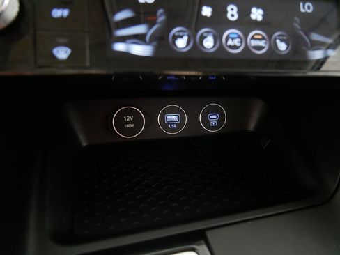 Certified 2026 Genesis G70 2.5T AWD/4WD image 30