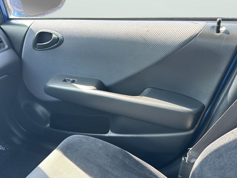 Used 2007 Honda Fit image 17