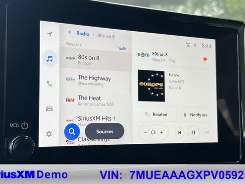 Certified 2023 Toyota Corolla Cross XLE image 36