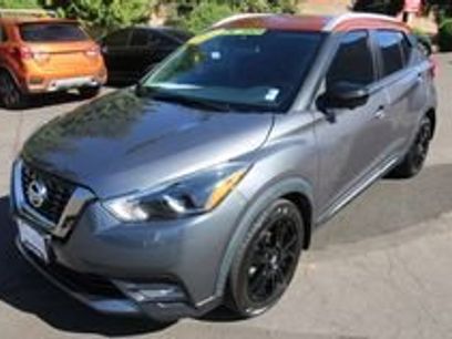 Used 2020 Nissan Kicks SR