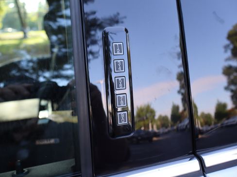 Used 2024 Ford F150 Lariat w/ Equipment Group 502A High AWD/4WD image 18