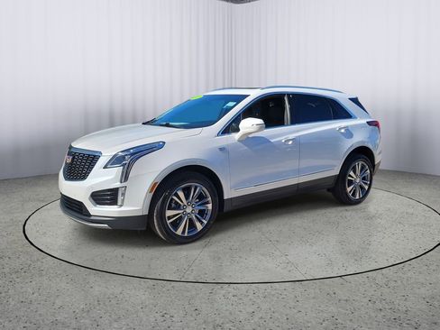 Used 2025 Cadillac XT5 Premium Luxury image 8