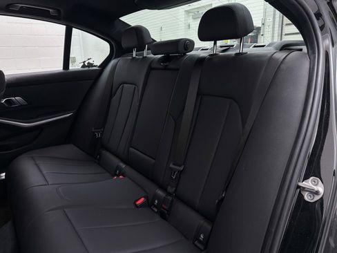 Used 2019 BMW 330i Sedan w/ Convenience Package image 24