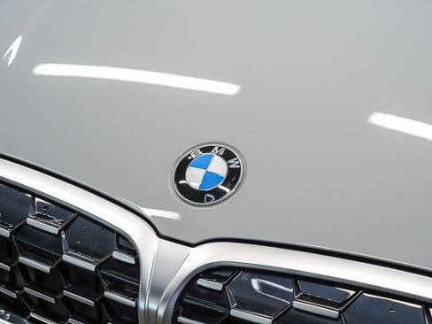Used 2024 BMW M340i RWD image 8