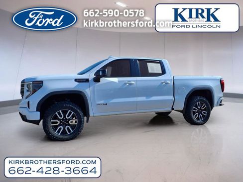 Used 2023 GMC Sierra 1500 AT4 w/ AT4 Premium Package image 1