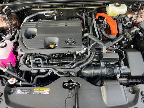 New 2025 Toyota Crown Signia image 22