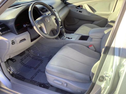 Used 2007 Toyota Camry LE image 23
