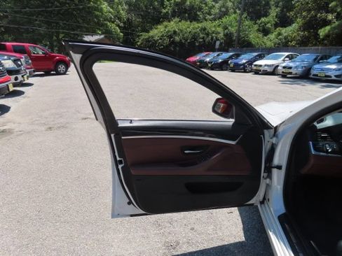 Used 2015 BMW 528i Sedan RWD image 15