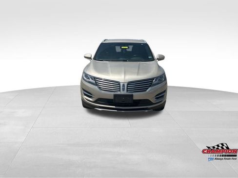 Used 2017 Lincoln MKC Premiere FWD image 8