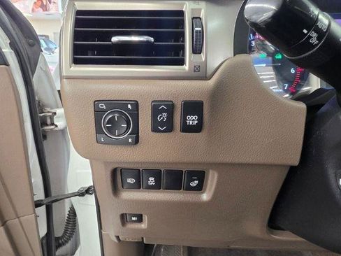 Used 2015 Lexus GX 460 Luxury AWD/4WD image 20