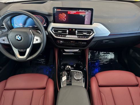 Used 2024 BMW X4 xDrive30i w/ Premium Package AWD/4WD image 12