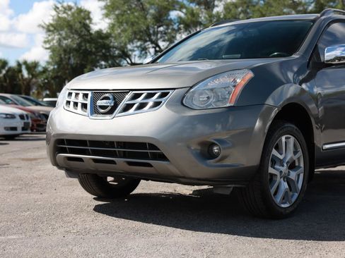Used 2011 Nissan Rogue SV w/ SL Pkg AWD/4WD image 24