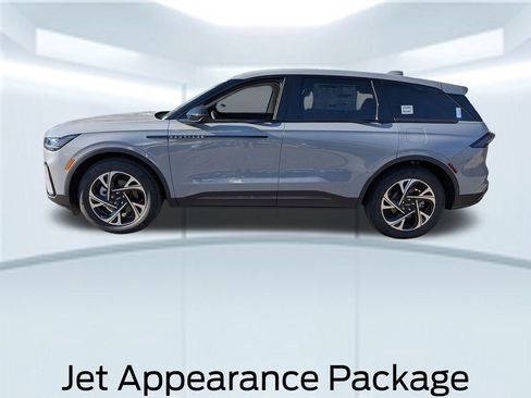 New 2026 Lincoln Nautilus Premier w/ Jet Appearance Package image 2