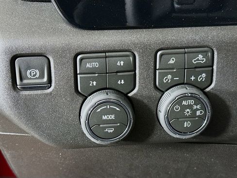 New 2026 Chevrolet Silverado 1500 RST AWD/4WD image 10