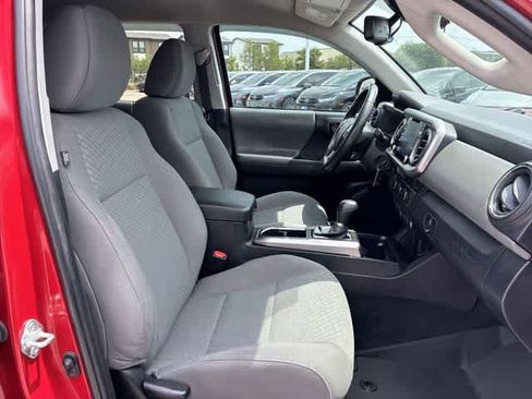 Used 2022 Toyota Tacoma SR5 w/ Technology Package RWD image 22